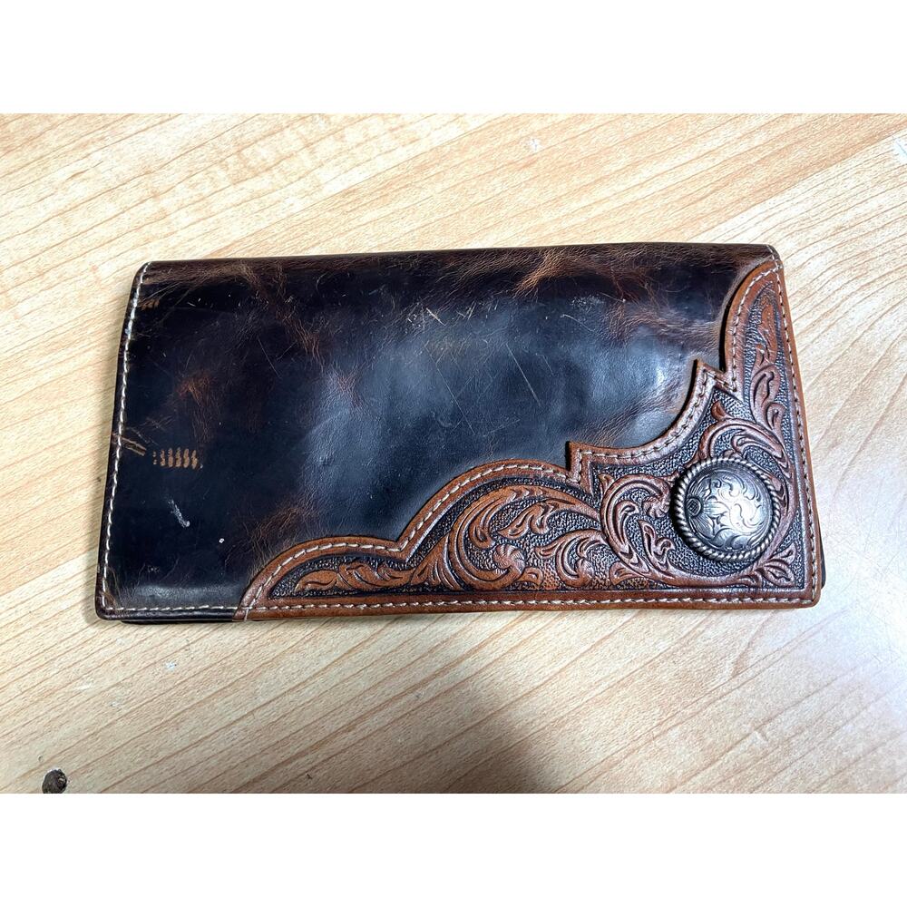 Ariat Brown Rodeo Wallet.